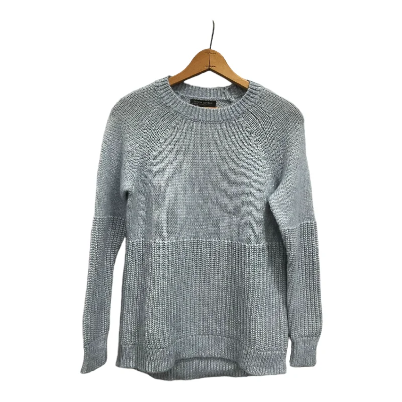 Sweater By Banana Republic  Size: S