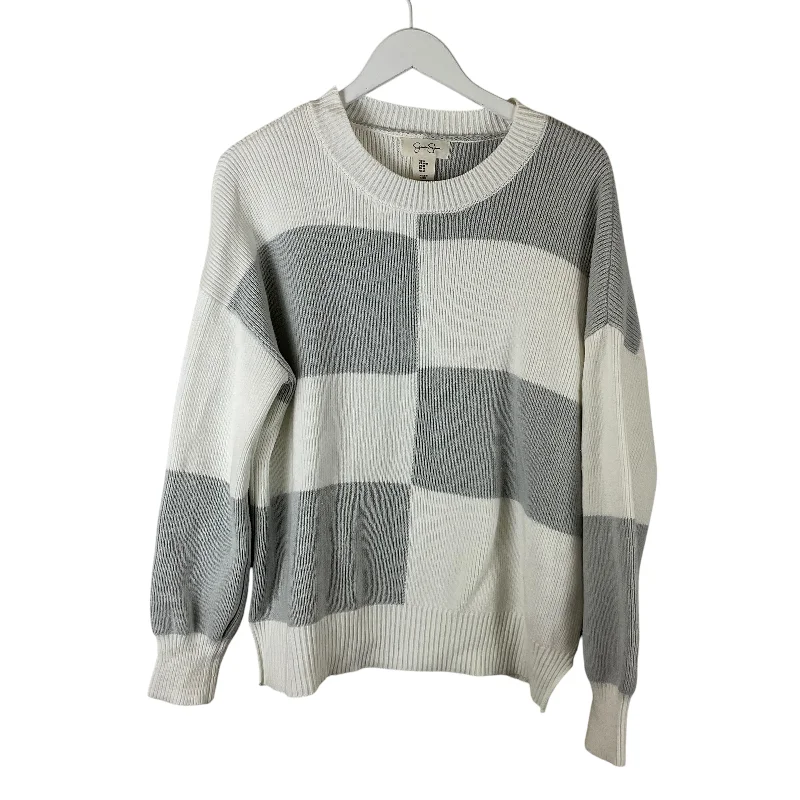 Sweater By Jessica Simpson In Grey, Size: M