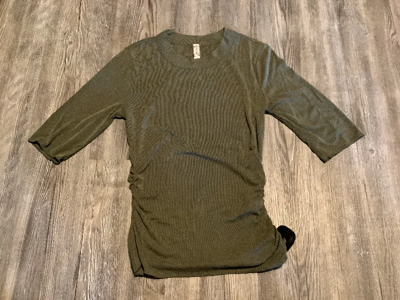 Top Long Sleeve By Free People In Green, Size: M